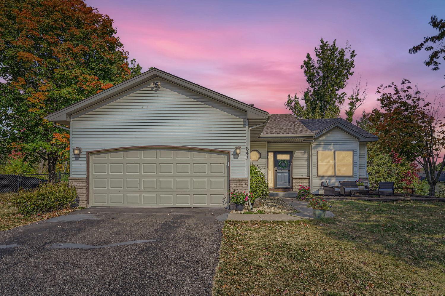 641 Hillside Drive Eagan MN 55121