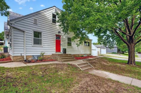 4100 43rd Avenue N Robbinsdale MN 55422