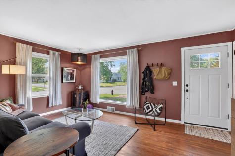 4100 43rd Avenue N Robbinsdale MN 55422