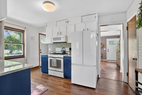 4100 43rd Avenue N Robbinsdale MN 55422