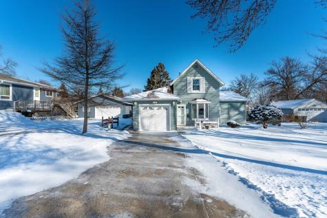 526 W Douglas Avenue Fergus Falls MN 56537
