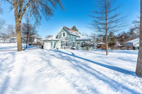 526 W Douglas Avenue Fergus Falls MN 56537