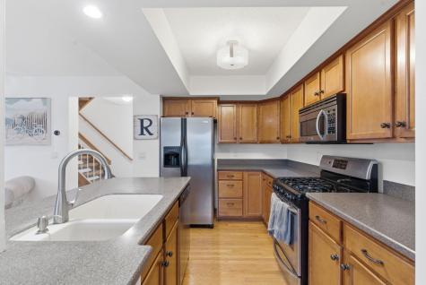 15665 24th Avenue N Plymouth MN 55447