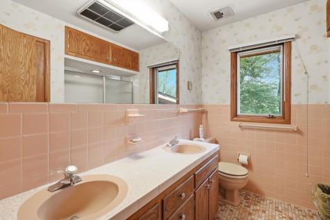 18415 14th Avenue N Plymouth MN 55447