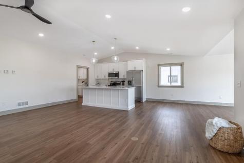309 Pinehurst Drive Mankato MN 56001