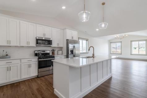309 Pinehurst Drive Mankato MN 56001