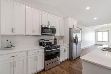 309 Pinehurst Drive Mankato MN 56001