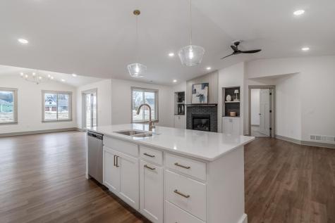 309 Pinehurst Drive Mankato MN 56001