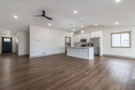 309 Pinehurst Drive Mankato MN 56001