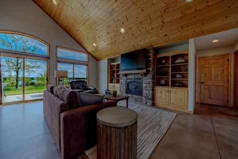 3417 N Games Lake Avenue New London MN 56273