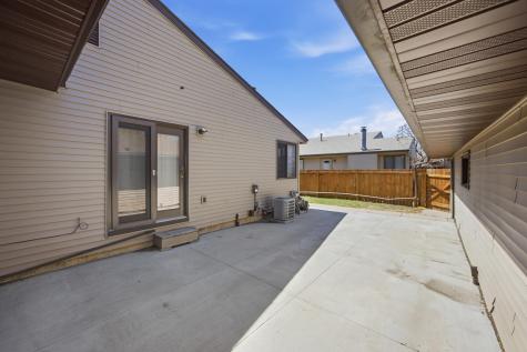 205 12th Avenue E West Fargo ND 58078