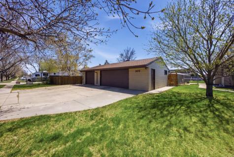 205 12th Avenue E West Fargo ND 58078