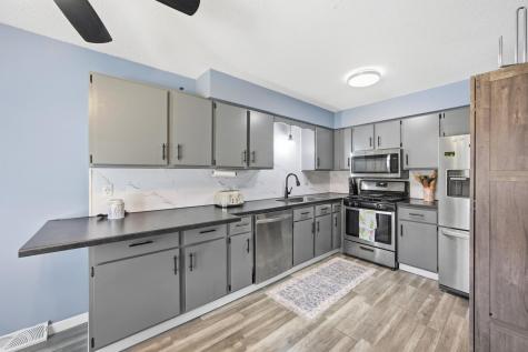 205 12th Avenue E West Fargo ND 58078