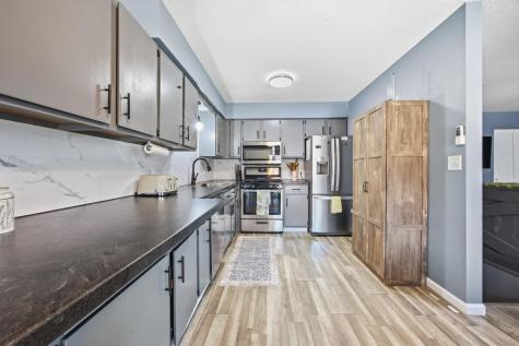 205 12th Avenue E West Fargo ND 58078