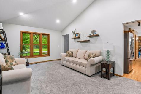 6054 174th Avenue NW Anoka MN 55303