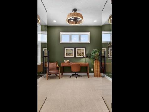 20151 Gothic Avenue Lakeville MN 55044