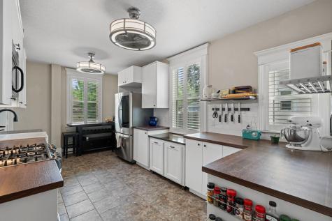671 Edmund Avenue Saint Paul MN 55104