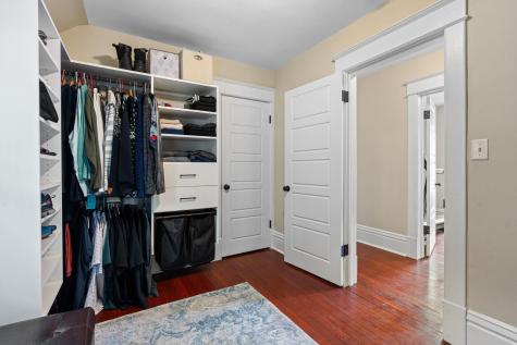 671 Edmund Avenue Saint Paul MN 55104