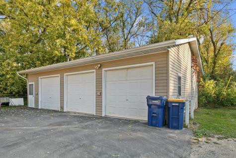 713 Home Street Kenyon MN 55946