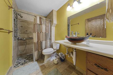 713 Home Street Kenyon MN 55946