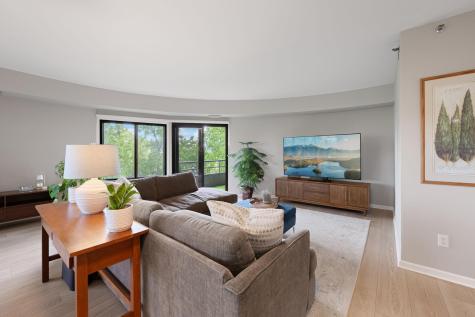 3141 Dean Court Minneapolis MN 55416