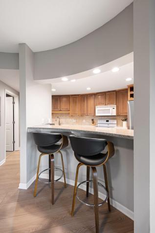 3141 Dean Court Minneapolis MN 55416
