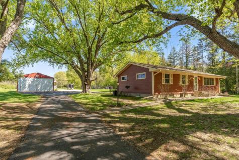 2019 Meadow Hill Drive Menomonie WI 54751