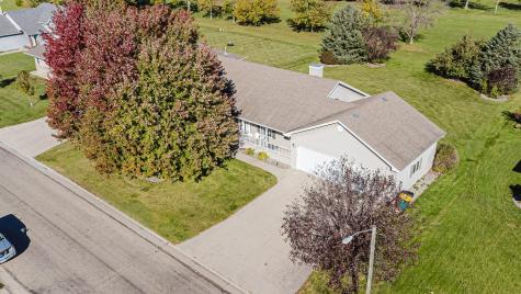 302 Fairway Drive Casselton ND 58012