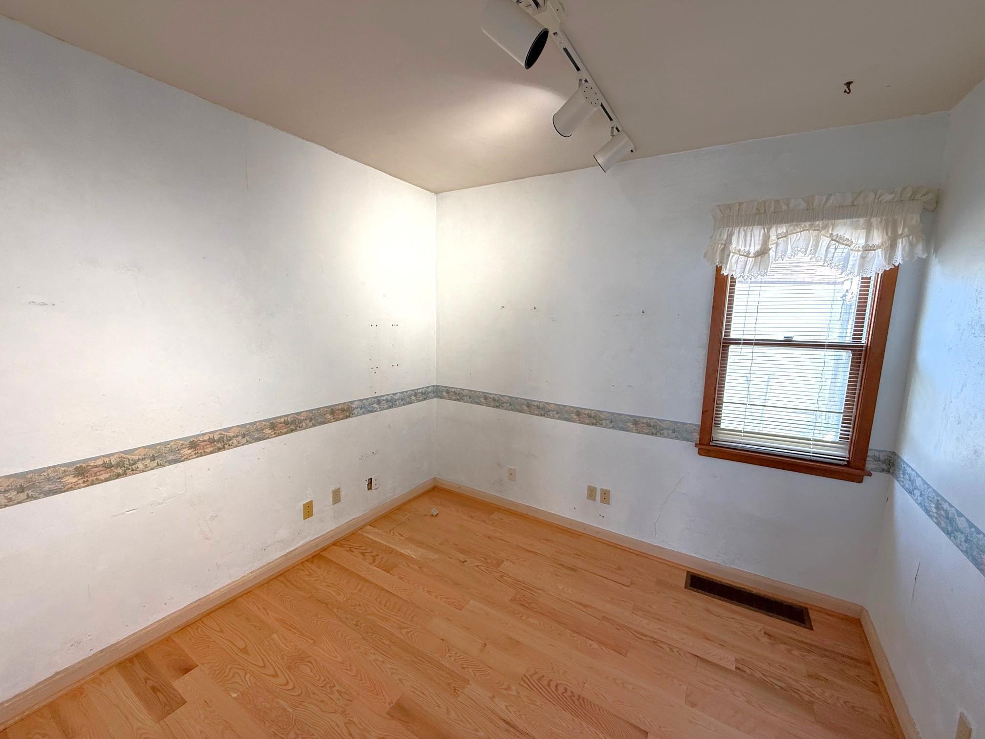 319 4th Street NW Aitkin MN 56431