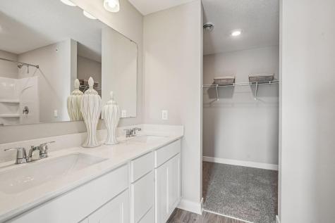 17587 Driscoll Place Lakeville MN 55044