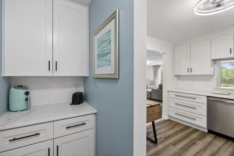 3801 W 98th Street Bloomington MN 55431