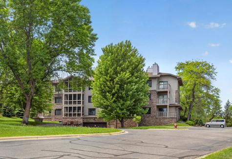 3801 W 98th Street Bloomington MN 55431