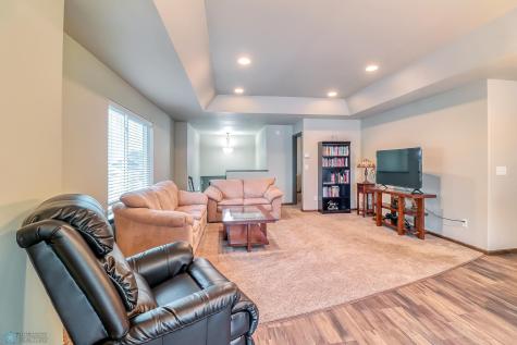 6132 61st Avenue S Fargo ND 58104