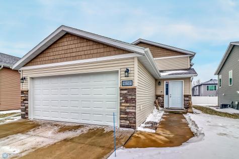 6132 61st Avenue S Fargo ND 58104