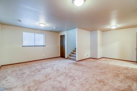 6132 61st Avenue S Fargo ND 58104