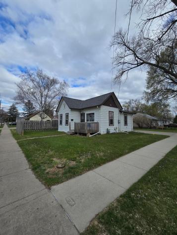 1426 13th Avenue S Fargo ND 58103