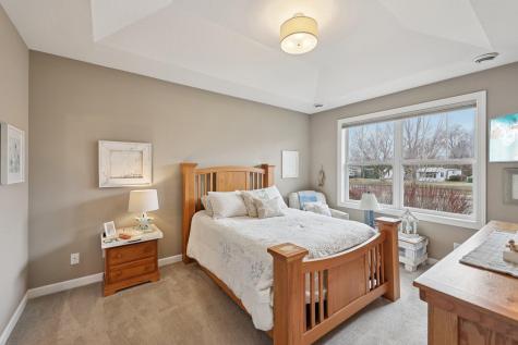 13704 Brookside Path Rosemount MN 55068