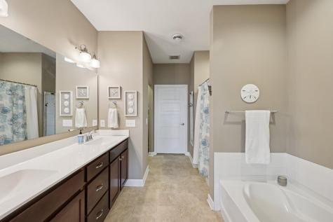 13704 Brookside Path Rosemount MN 55068