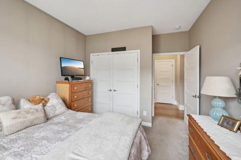 13704 Brookside Path Rosemount MN 55068