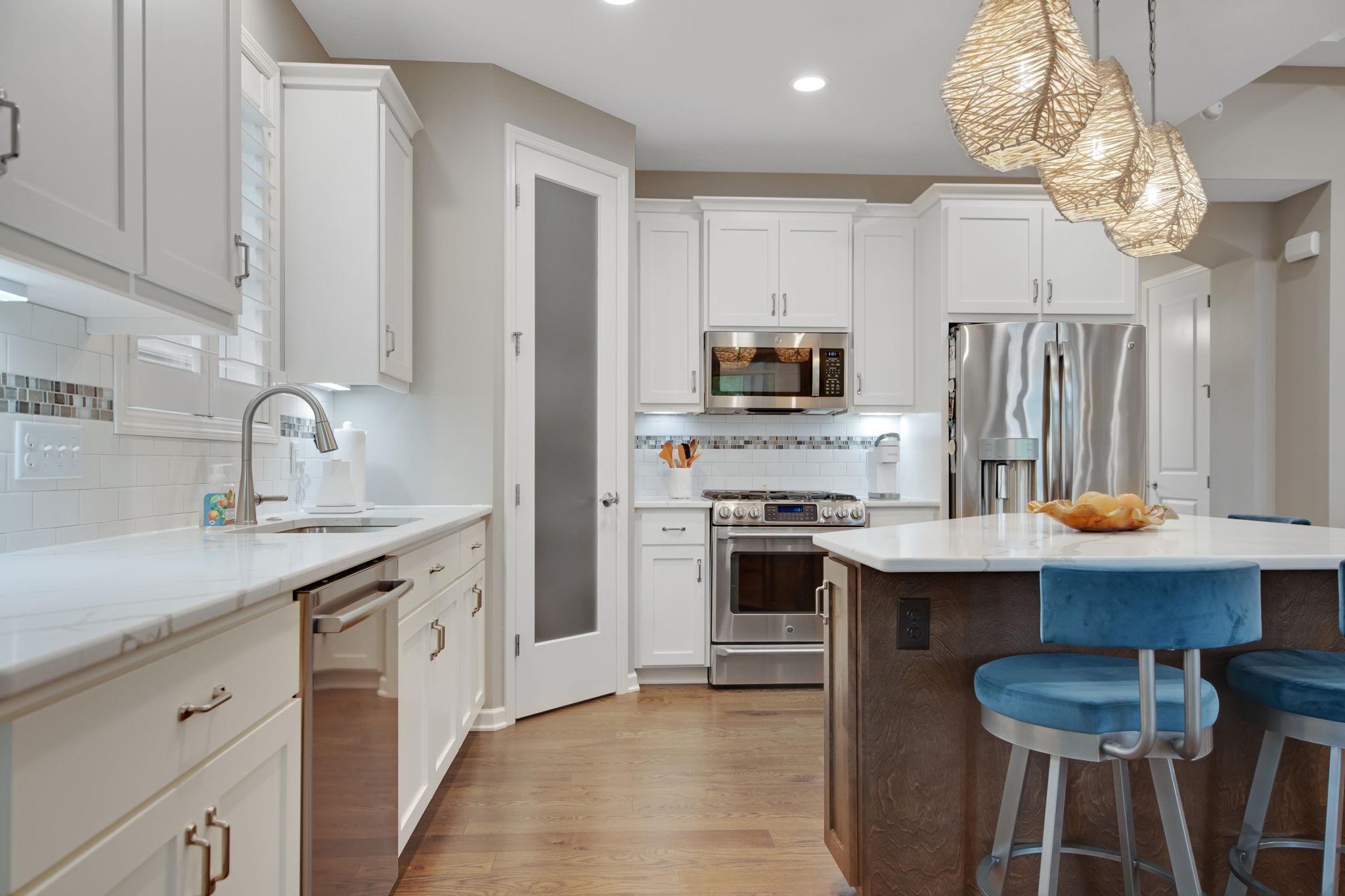 15627 Eddington Way Apple Valley MN 55124