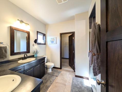 410 Freedom Terrace E West Fargo ND 58078