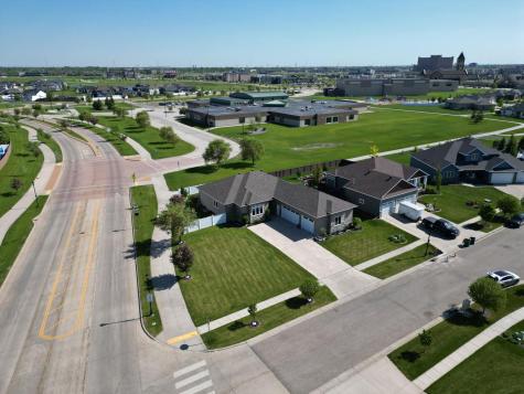 410 Freedom Terrace E West Fargo ND 58078