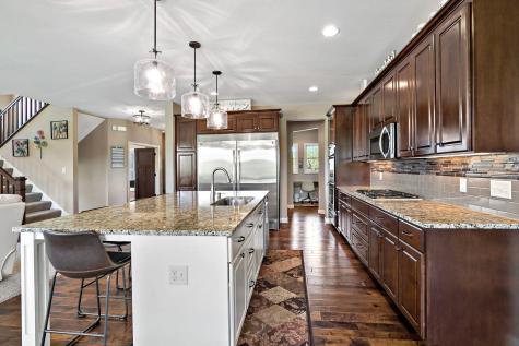 17197 Hollyhock Court Lakeville MN 55044