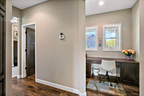 17197 Hollyhock Court Lakeville MN 55044