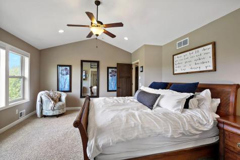 17197 Hollyhock Court Lakeville MN 55044