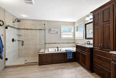 17197 Hollyhock Court Lakeville MN 55044
