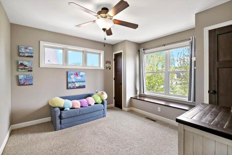 17197 Hollyhock Court Lakeville MN 55044