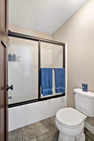 17197 Hollyhock Court Lakeville MN 55044