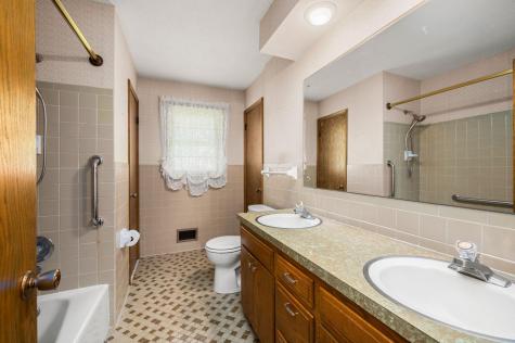 3916 Ensign Avenue N New Hope MN 55427