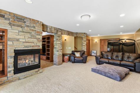 5296 Salem Lane Greenfield MN 55357